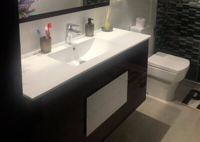 Mueble de Baño Elegante modelo Cuadra