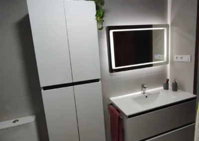 Mueble de Baño Málaga con columna de baño 160 x 60 x 27