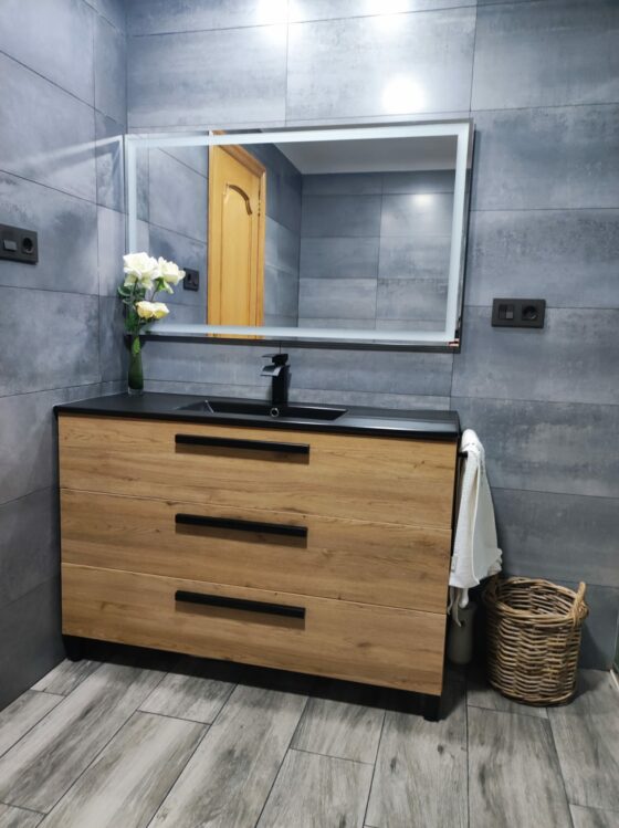 Mueble de baño con patas modelo palma