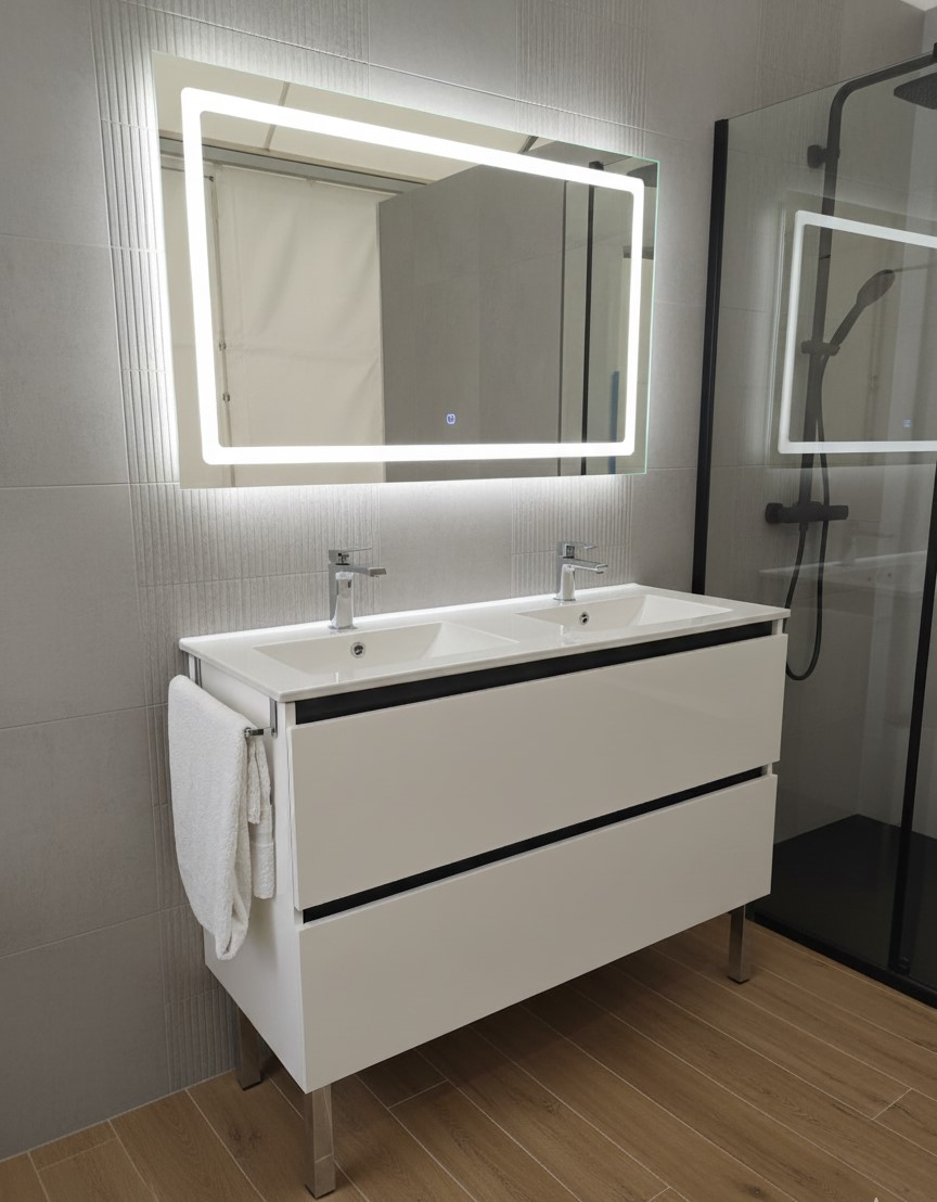Espejo Rectangular led Bali 2 Espejo LED Rectangular con Lupa y Función Antivaho